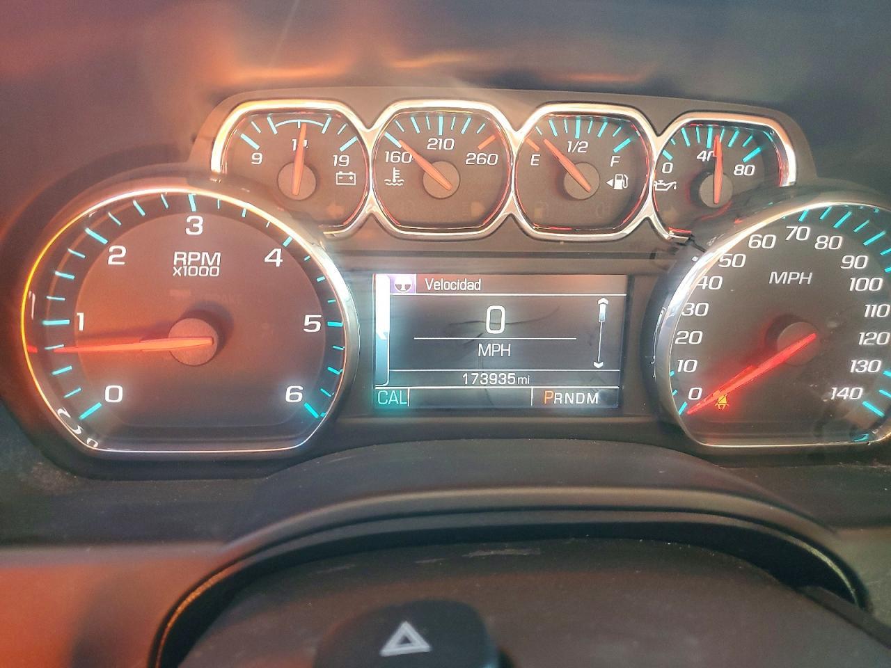 2016 Chevrolet Tahoe C1500 Lt - zdjęcie 9