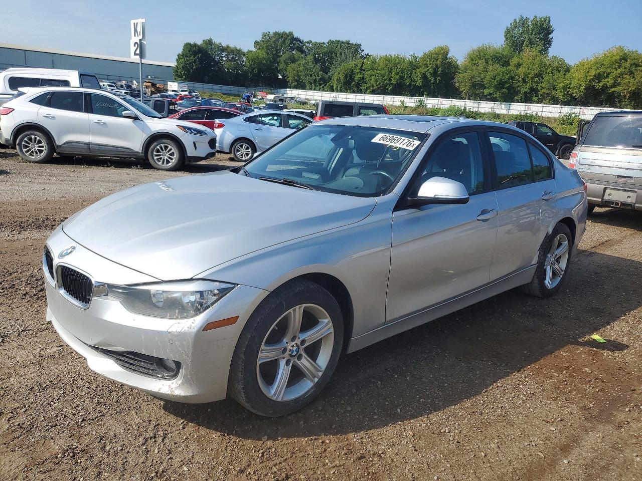 2015 BMW 328 Xi - zdjęcie główne