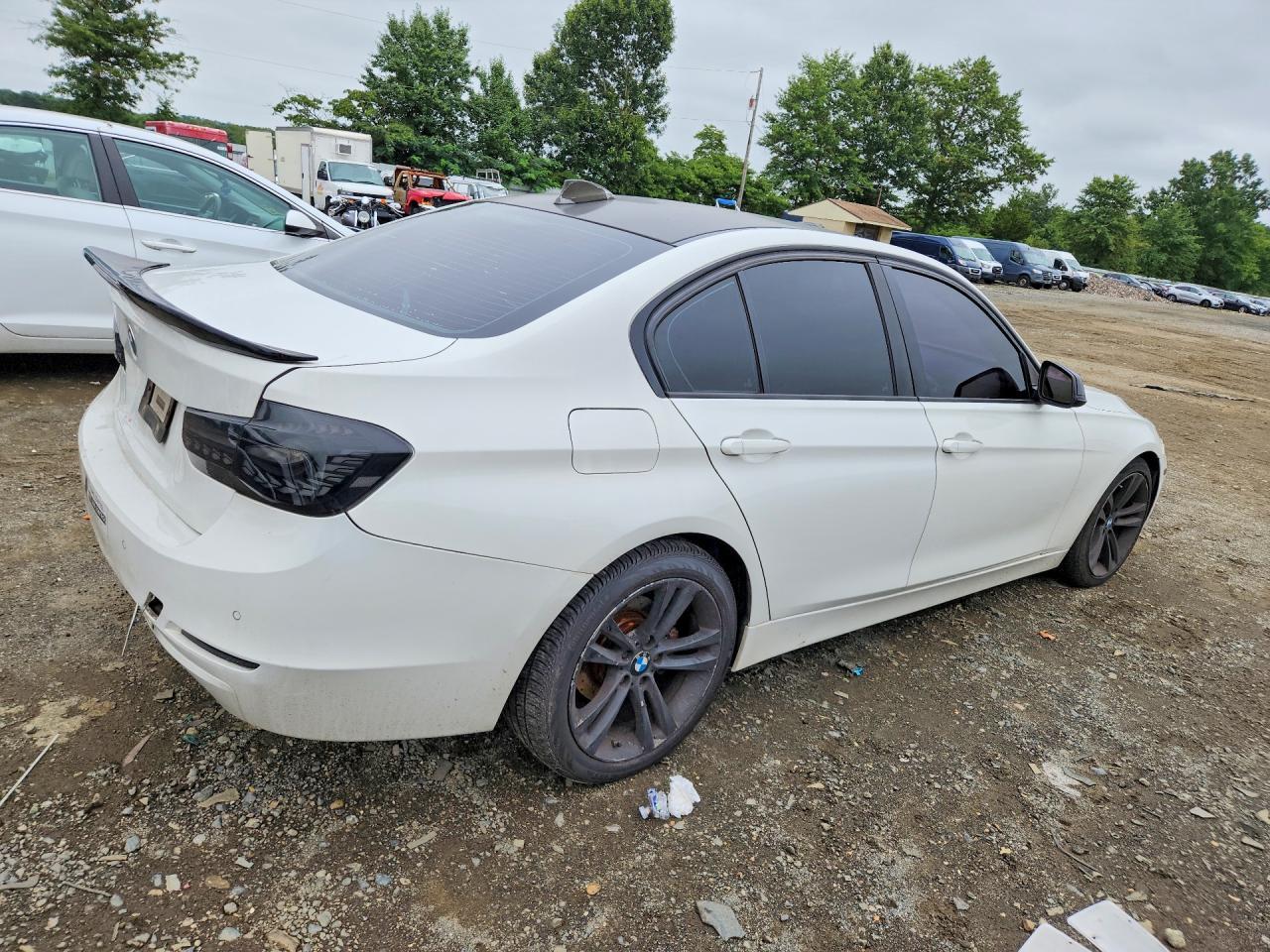 2013 BMW Seria 3 328i - zdjęcie 3