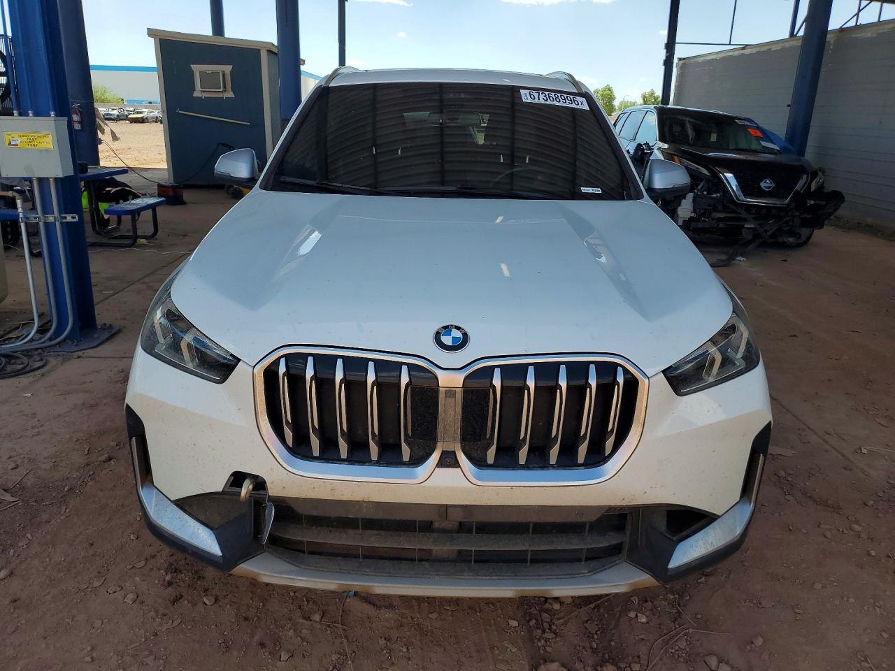 2023 BMW X1 xDrive28I - zdjęcie 5