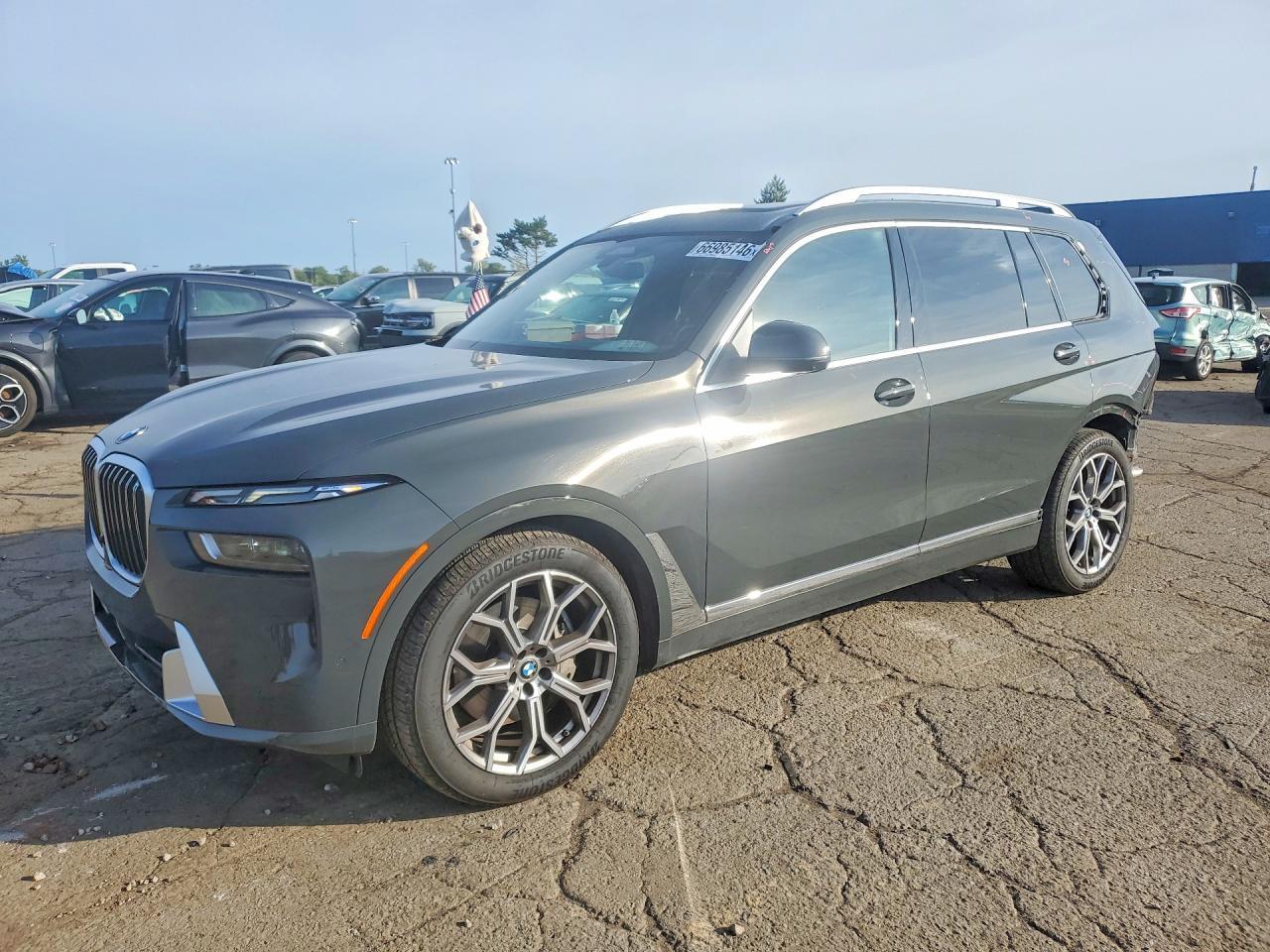 2024 BMW X7 xDrive40I - zdjęcie główne