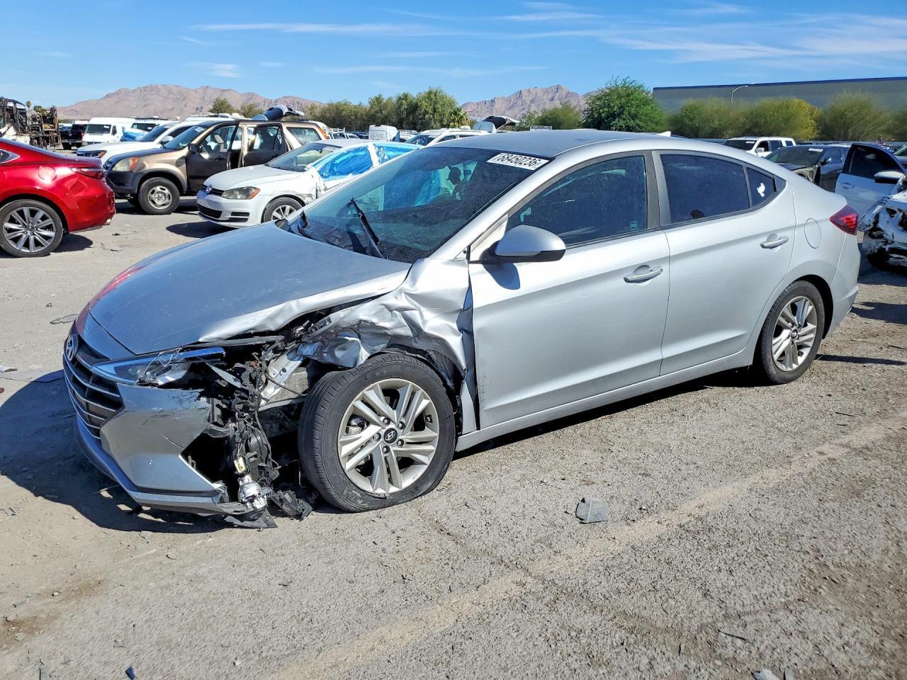 2020 Hyundai Elantra Sel - zdjęcie główne