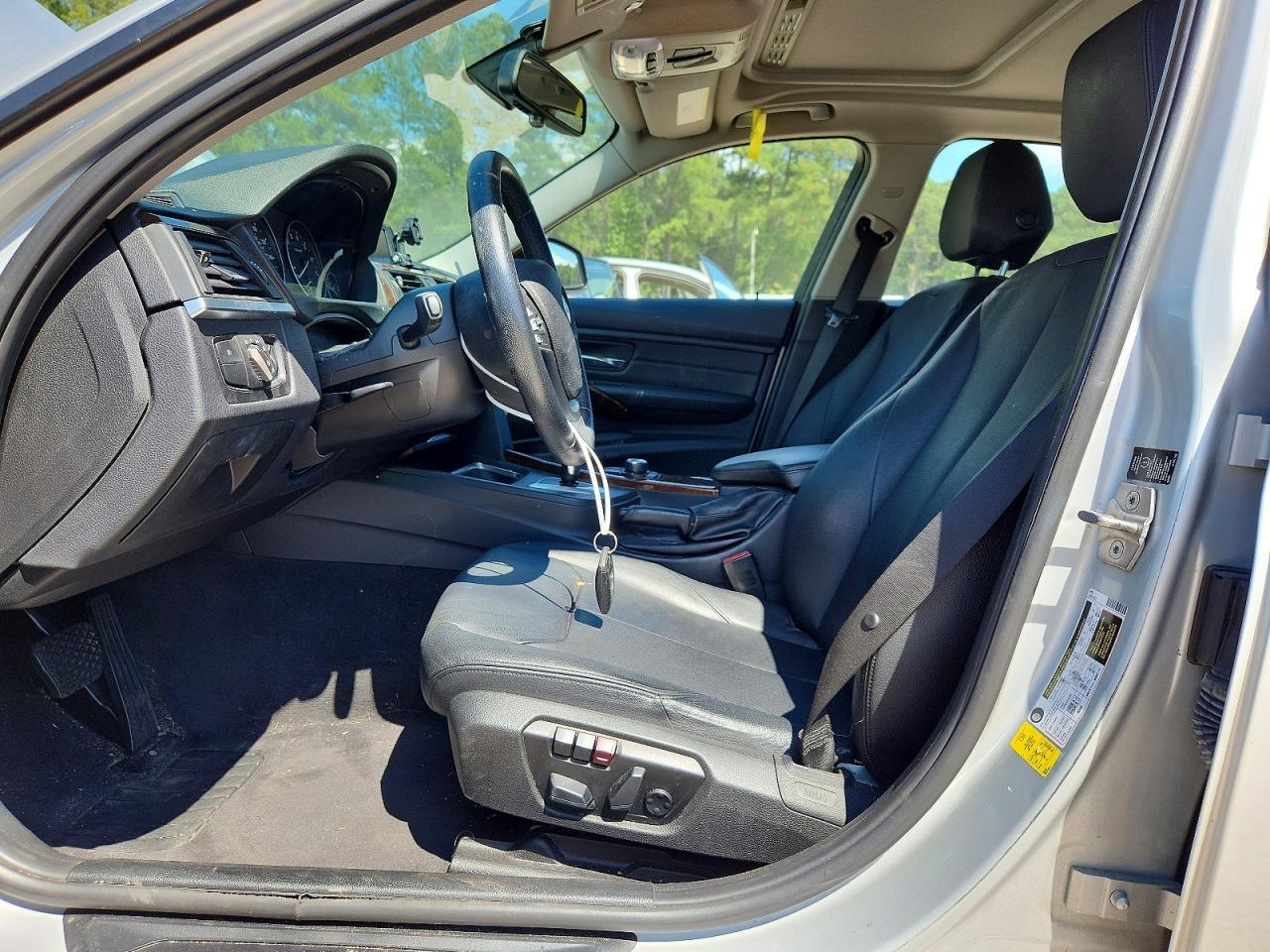 2013 BMW 328 I - zdjęcie 7