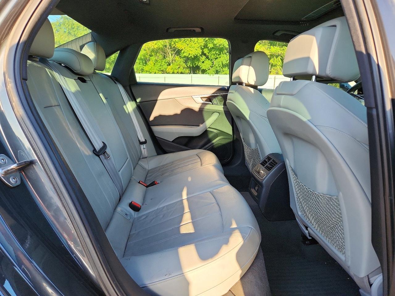 2017 Audi A4 Ultra Premium - zdjęcie 10