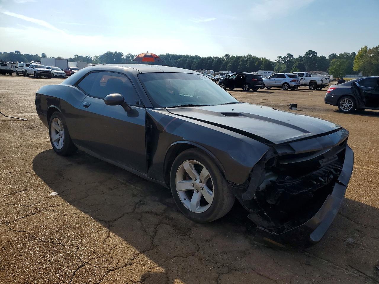 2013 Dodge Challenger Sxt - zdjęcie 4