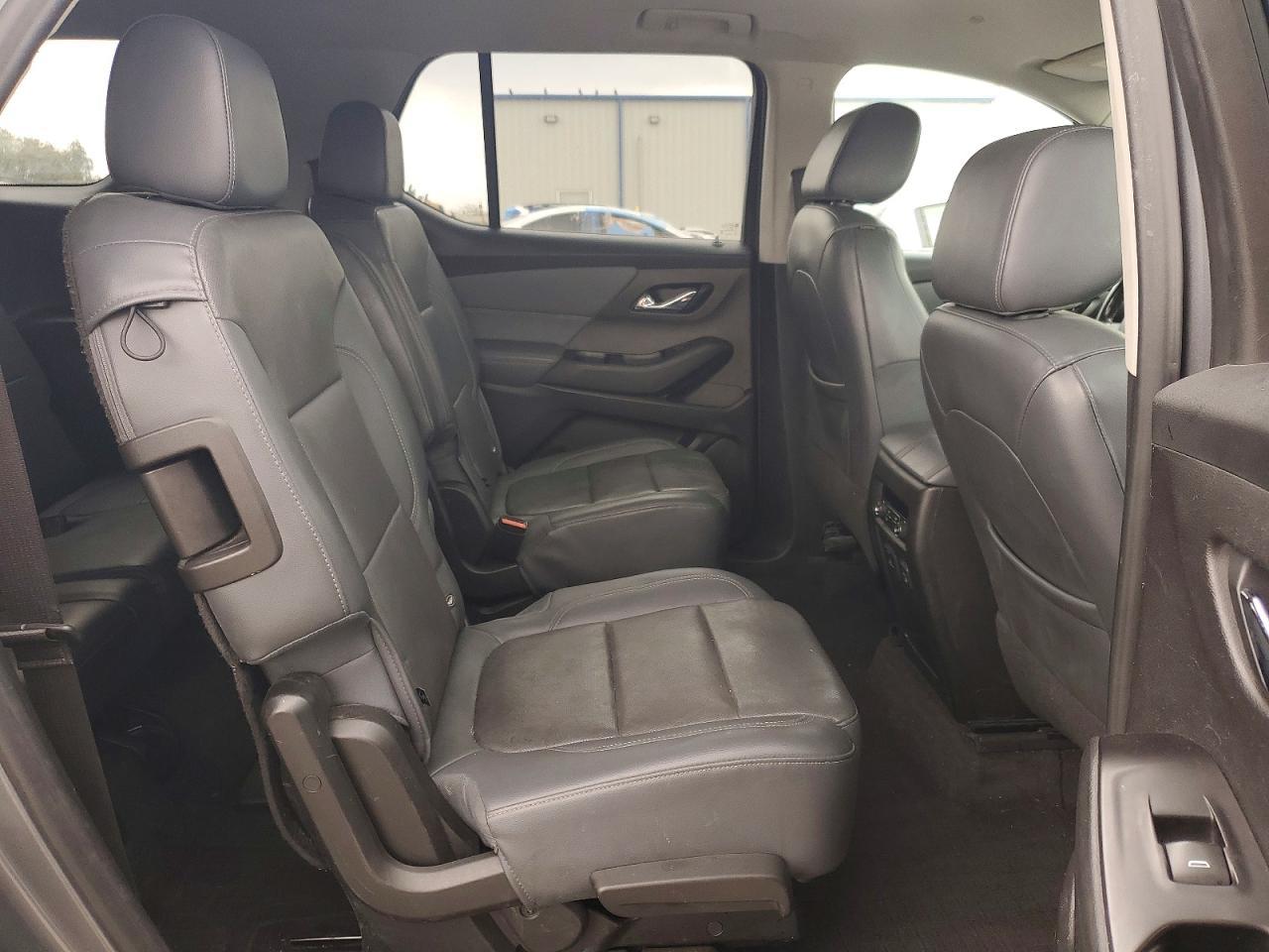 2019 Chevrolet Traverse Premier - zdjęcie 11