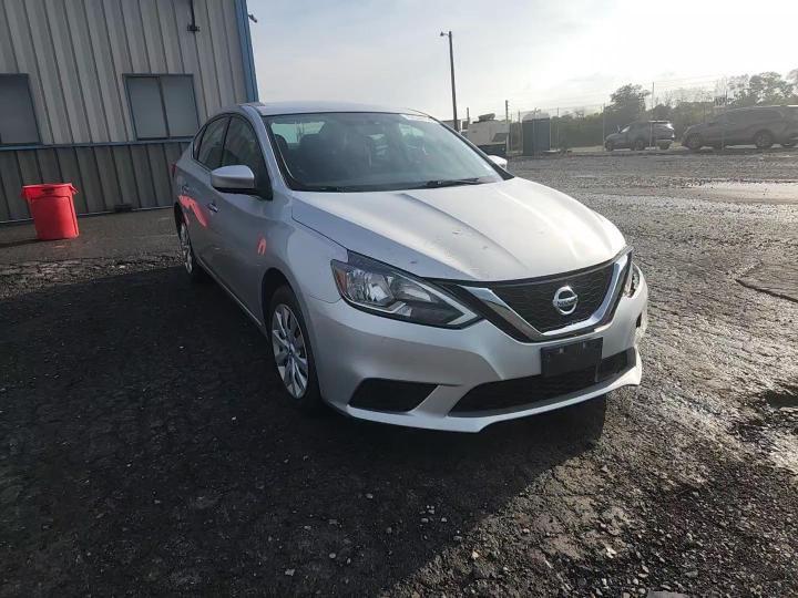 2018 Nissan Sentra S - zdjęcie 13
