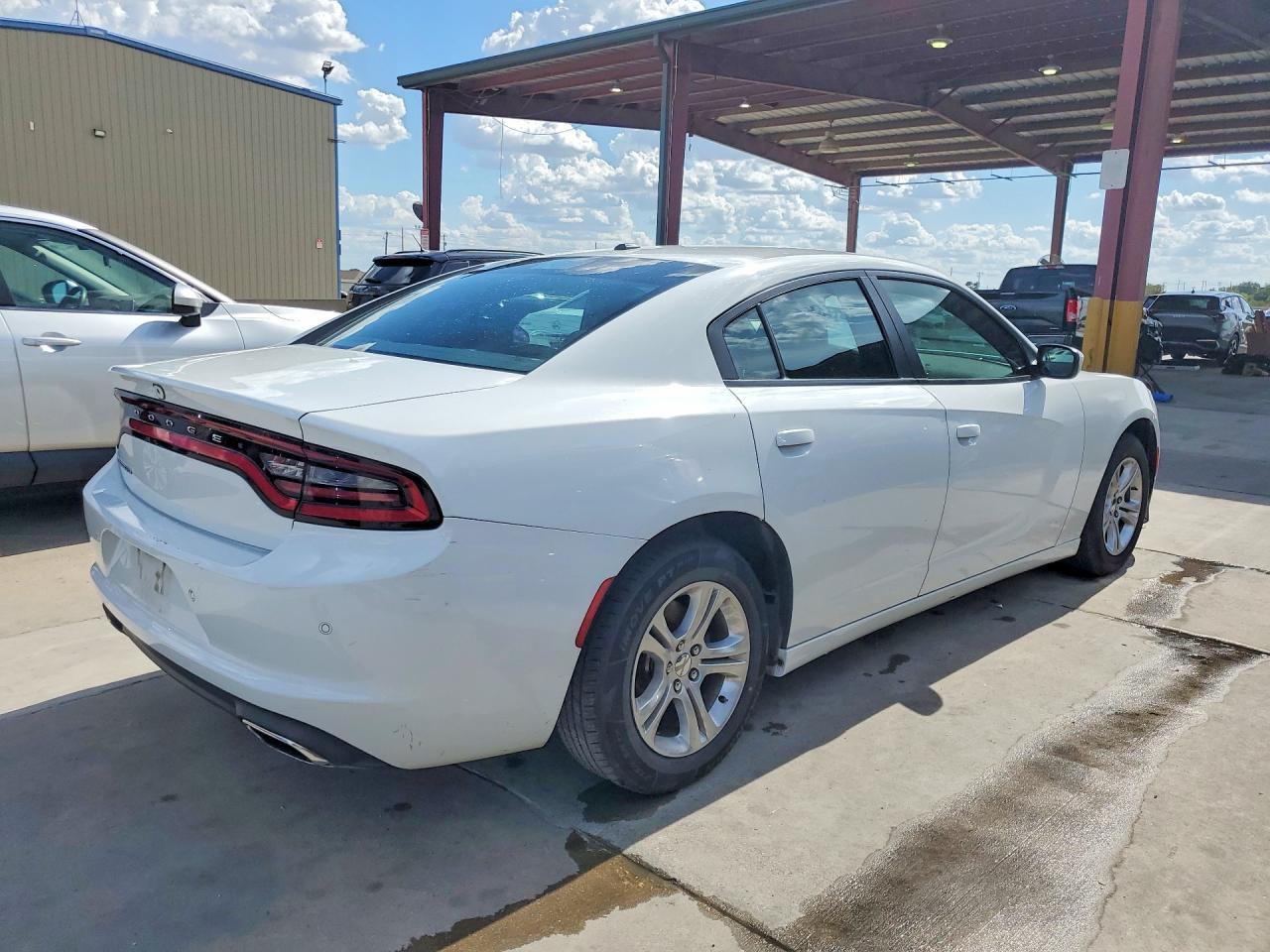2022 Dodge Charger Sxt - zdjęcie 3