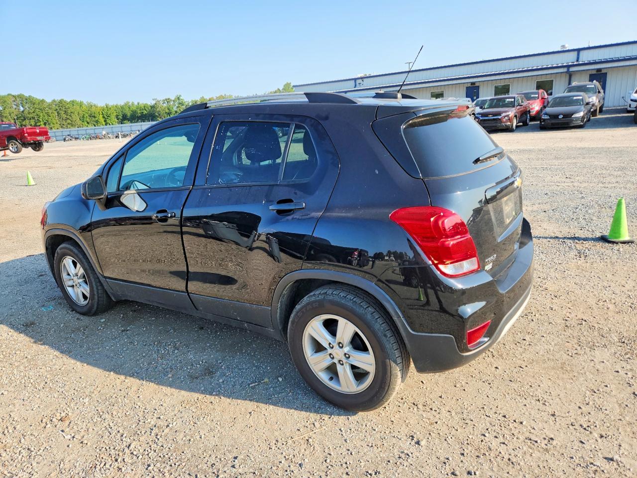 2021 Chevrolet Trax 1Lt - zdjęcie 2