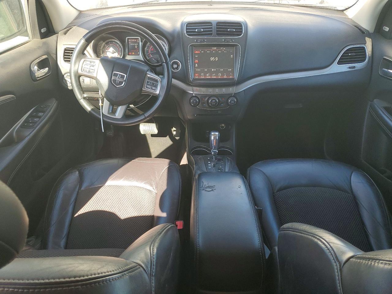 2017 Dodge Journey Crossroad - zdjęcie 8