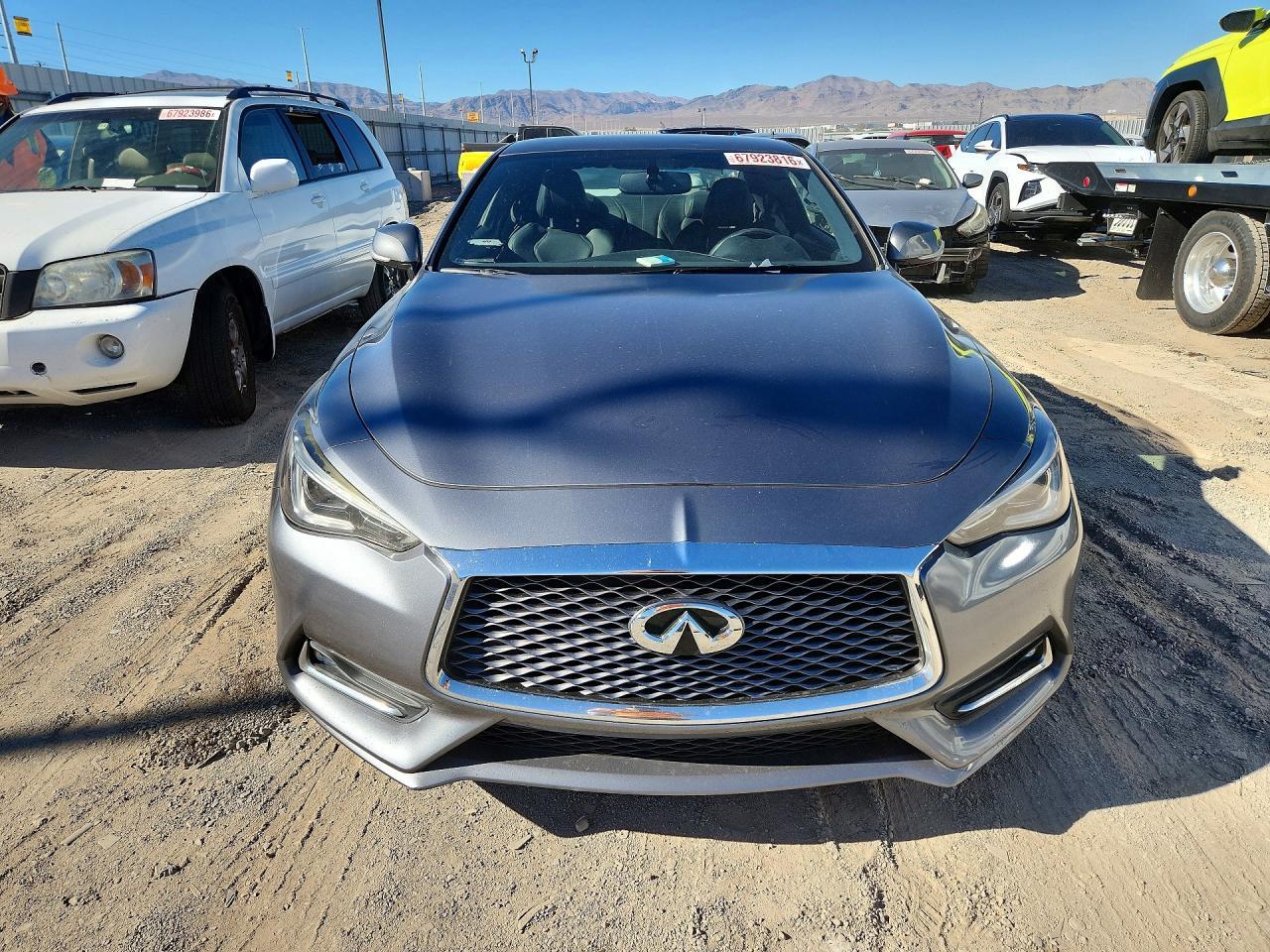 2017 Infiniti Q60 Premium - zdjęcie 5