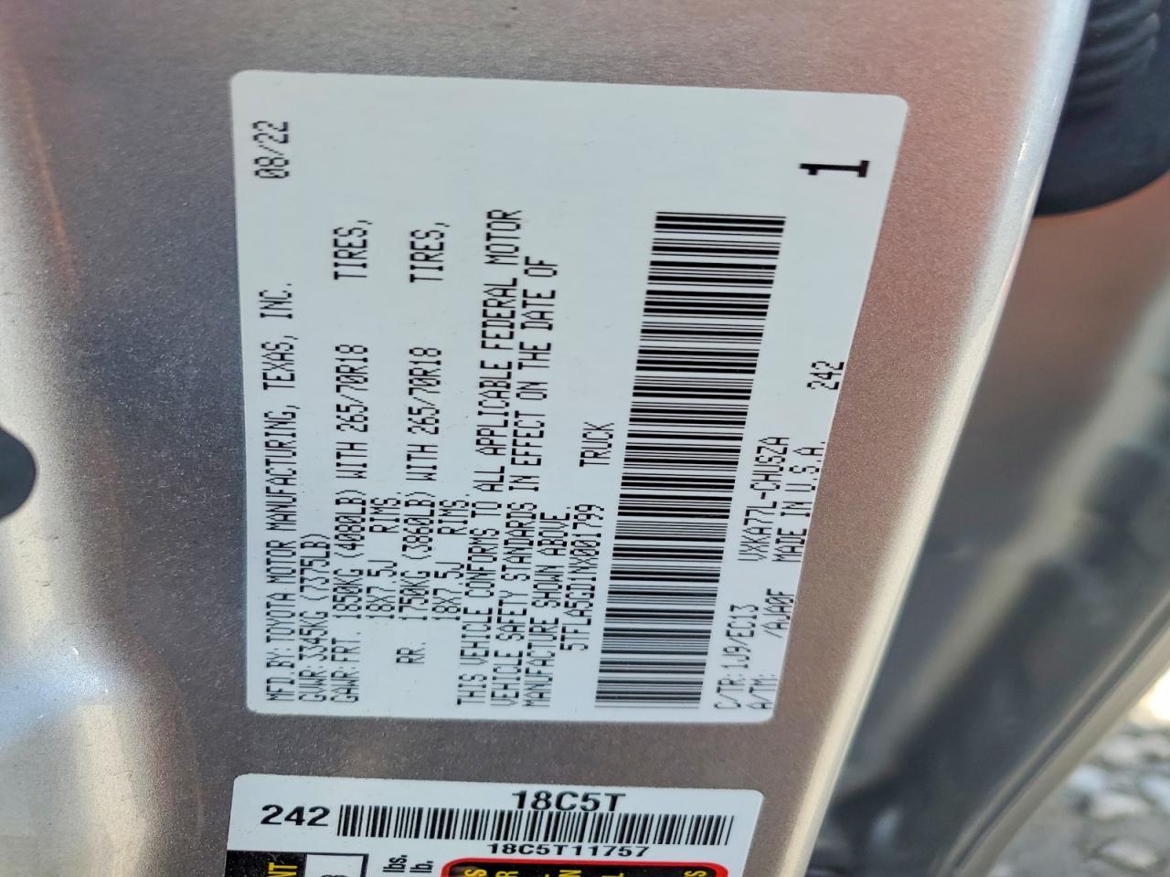 2022 Toyota Tundra Double Cab Sr - zdjęcie 12