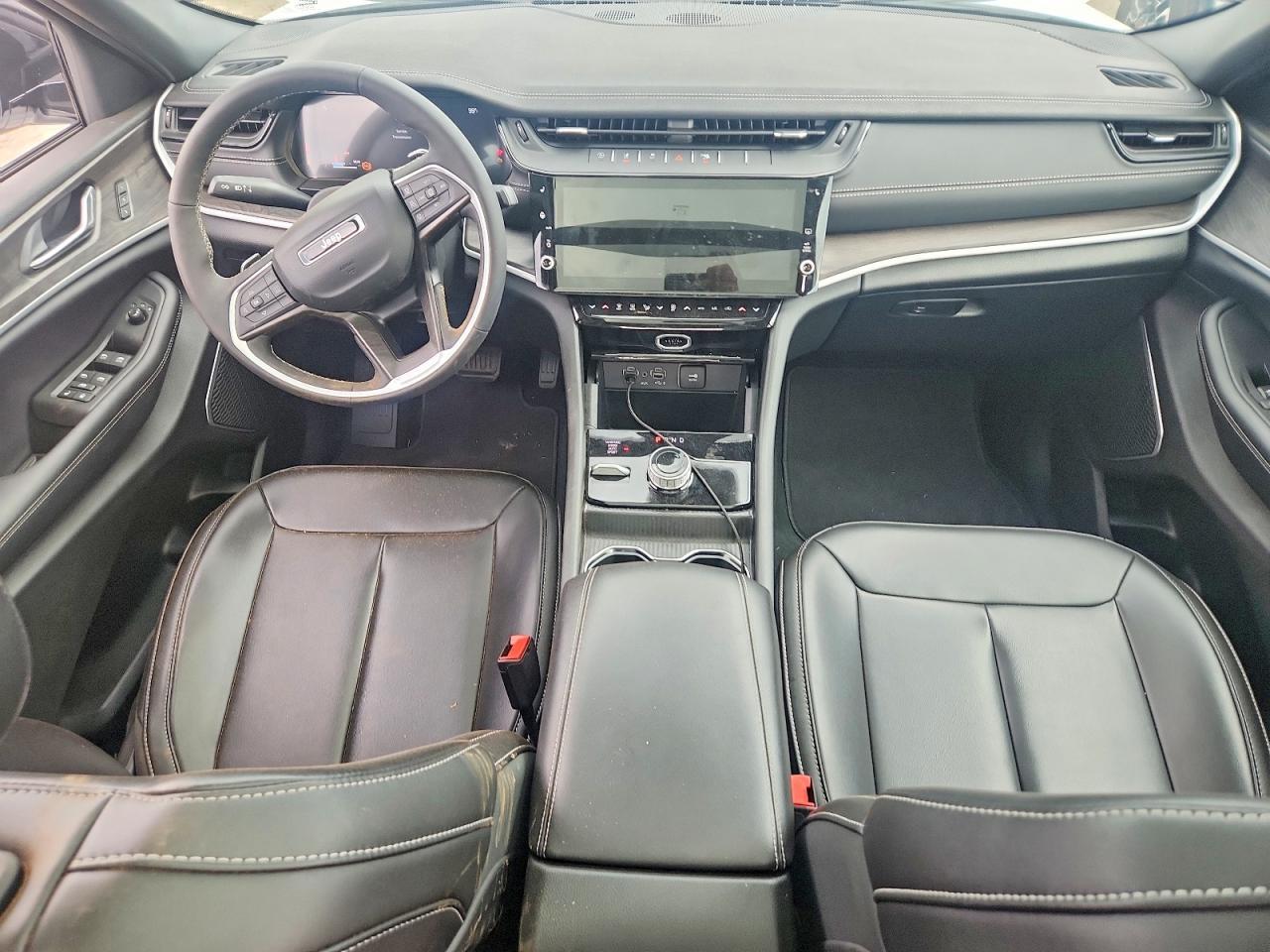 2026 Jeep Grand Cherokee Limited - zdjęcie 8