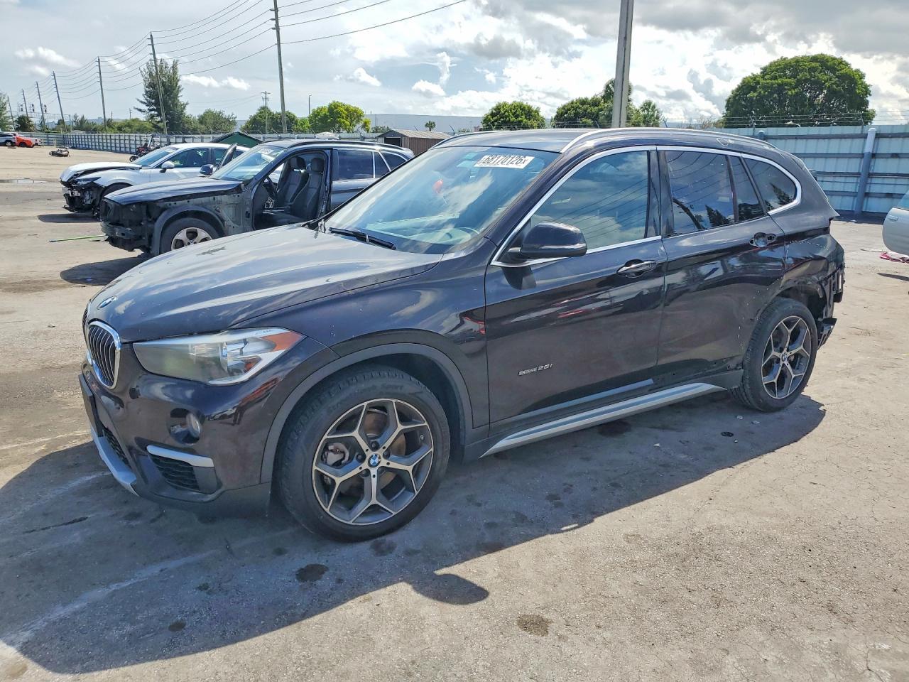 2018 BMW X1 Sdrive28I - zdjęcie główne