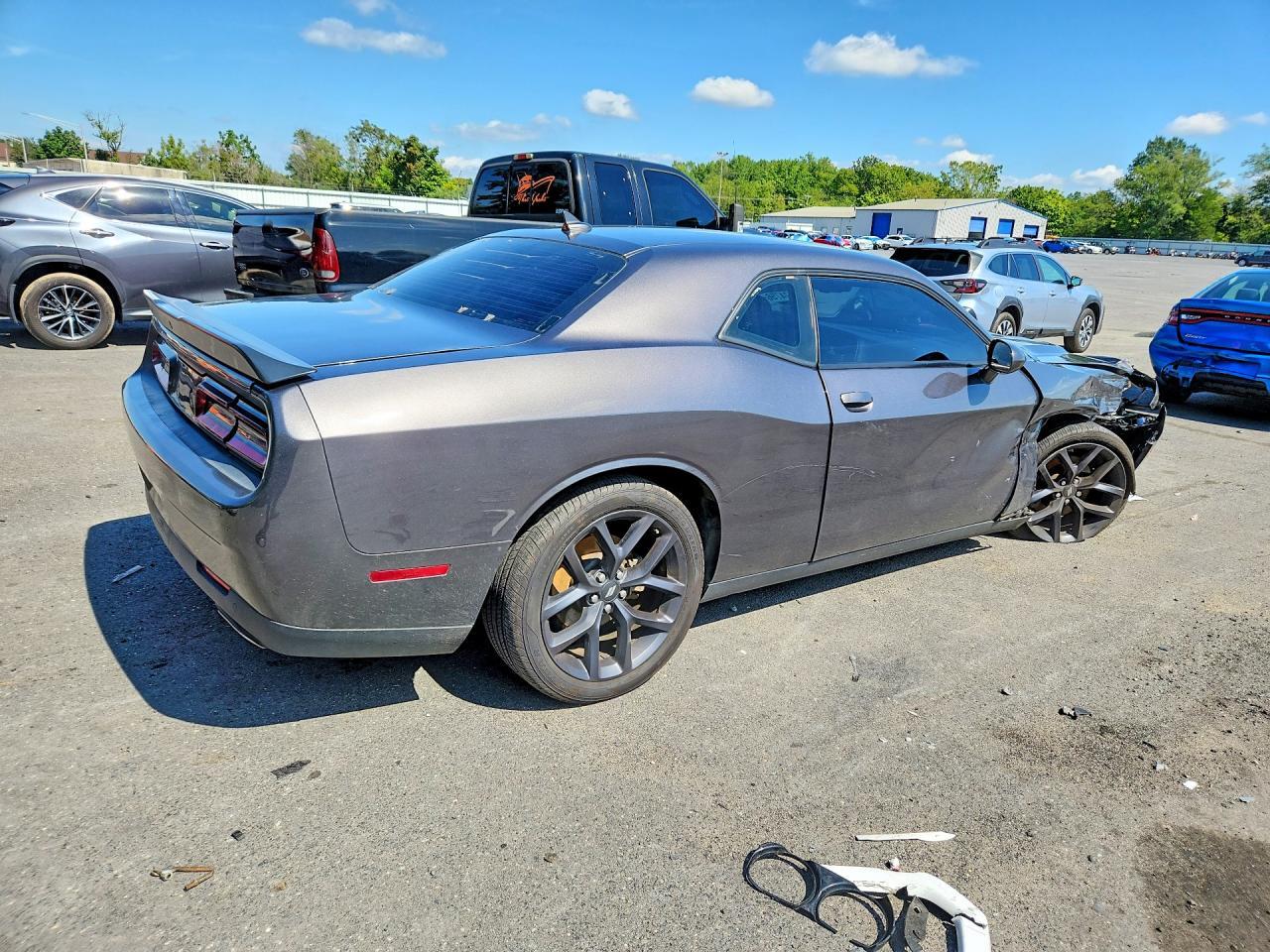 2023 Dodge Challenger Sxt - zdjęcie 3