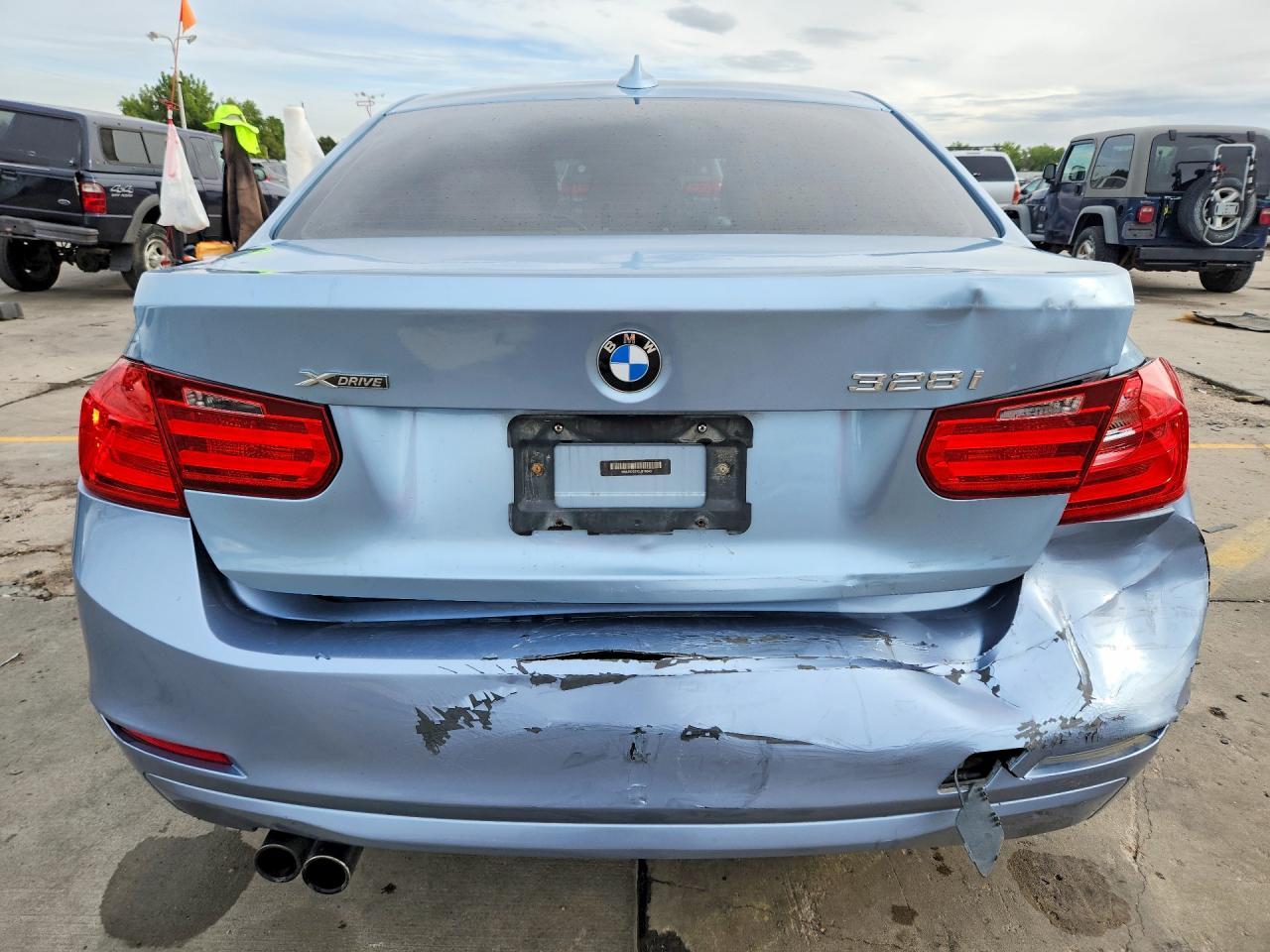 2013 BMW Seria 3 328i - zdjęcie 6