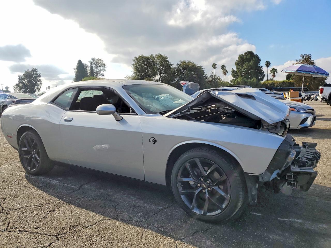 2023 Dodge Challenger Sxt - zdjęcie 4