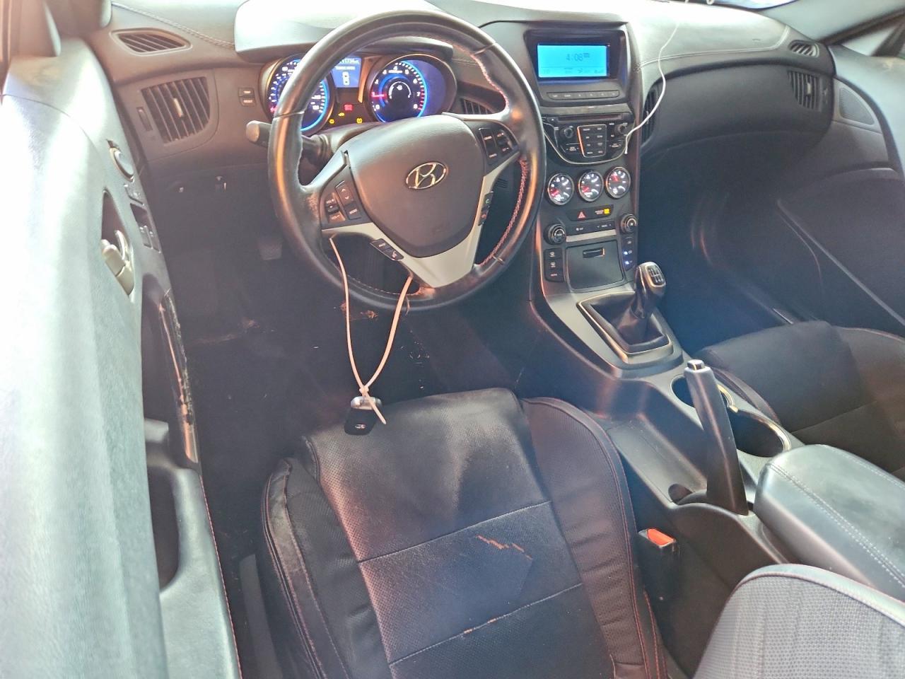 2015 Hyundai Genesis Coupe - zdjęcie 8