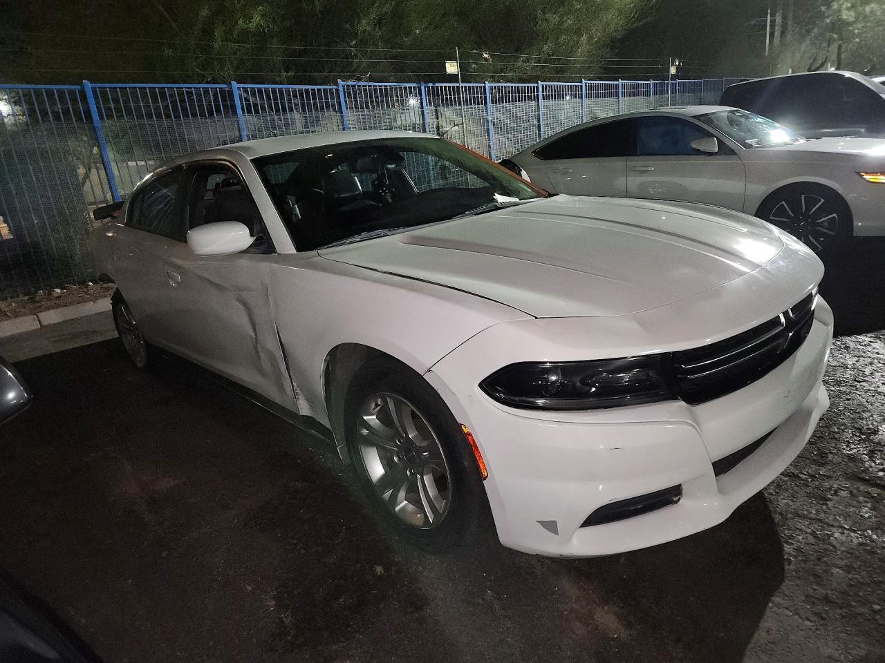 2015 Dodge Charger Se - zdjęcie 4