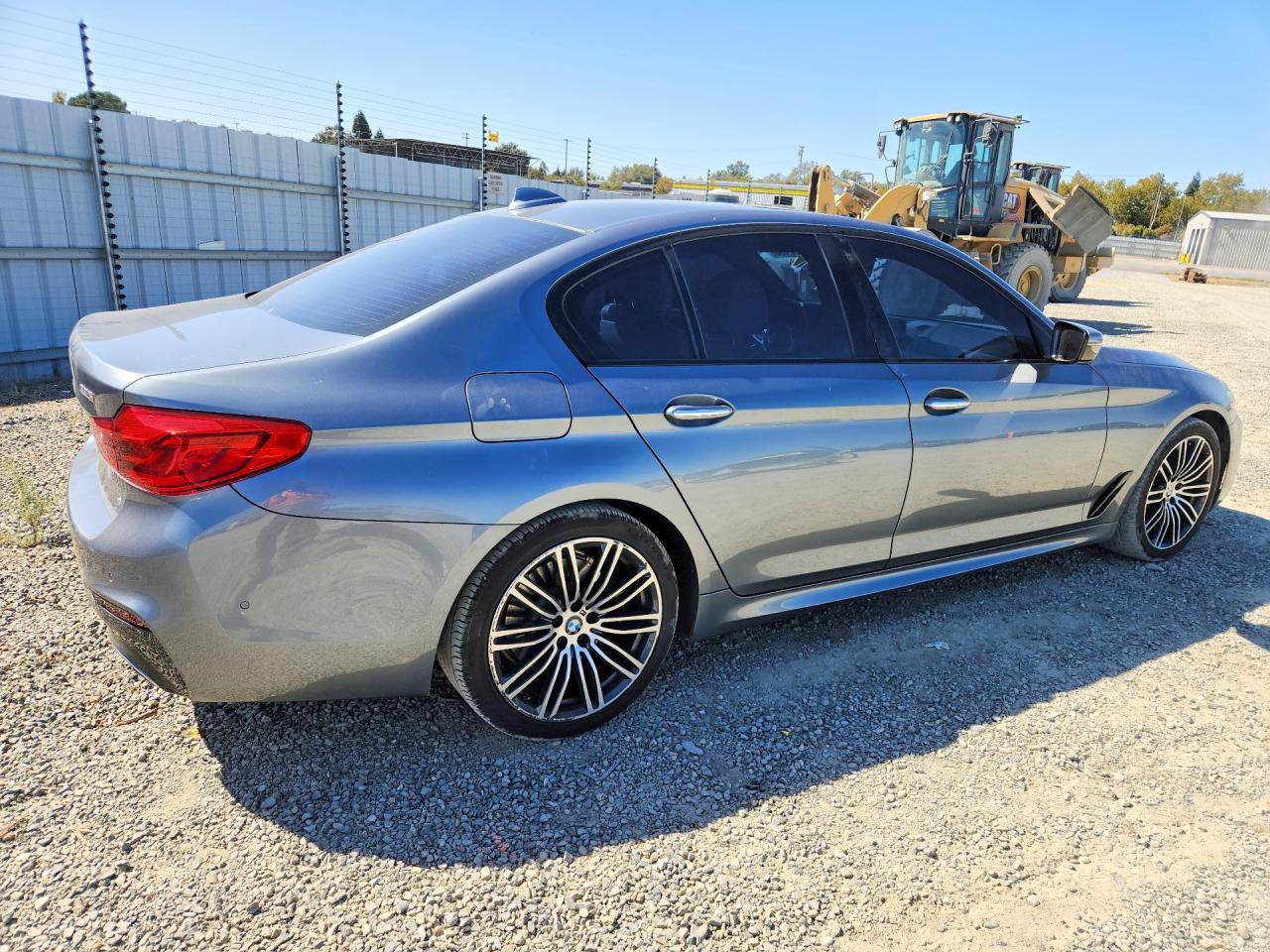 2017 BMW 530 I - zdjęcie 3