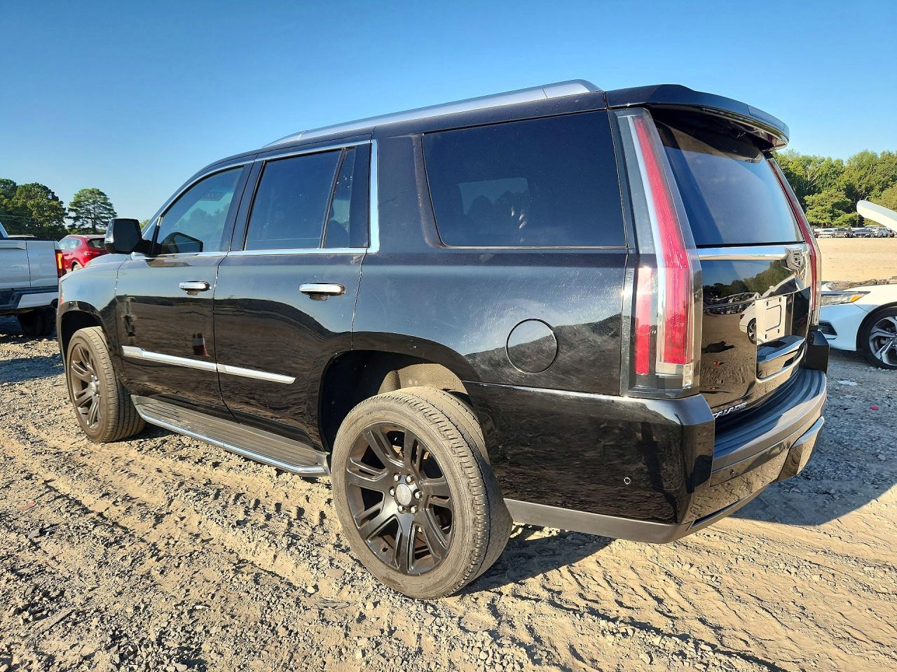 2018 Cadillac Escalade - zdjęcie 2