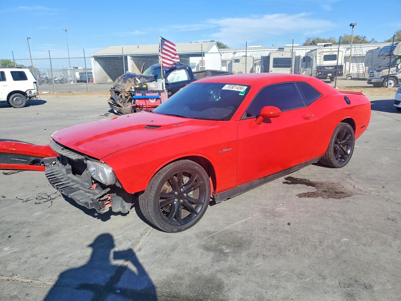2014 Dodge Challenger R/T - zdjęcie główne