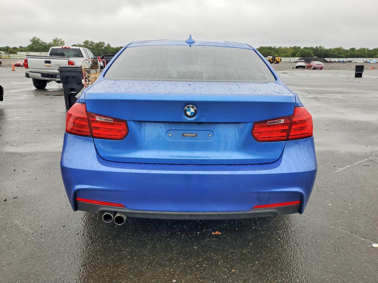 2015 BMW 328 I - zdjęcie 6