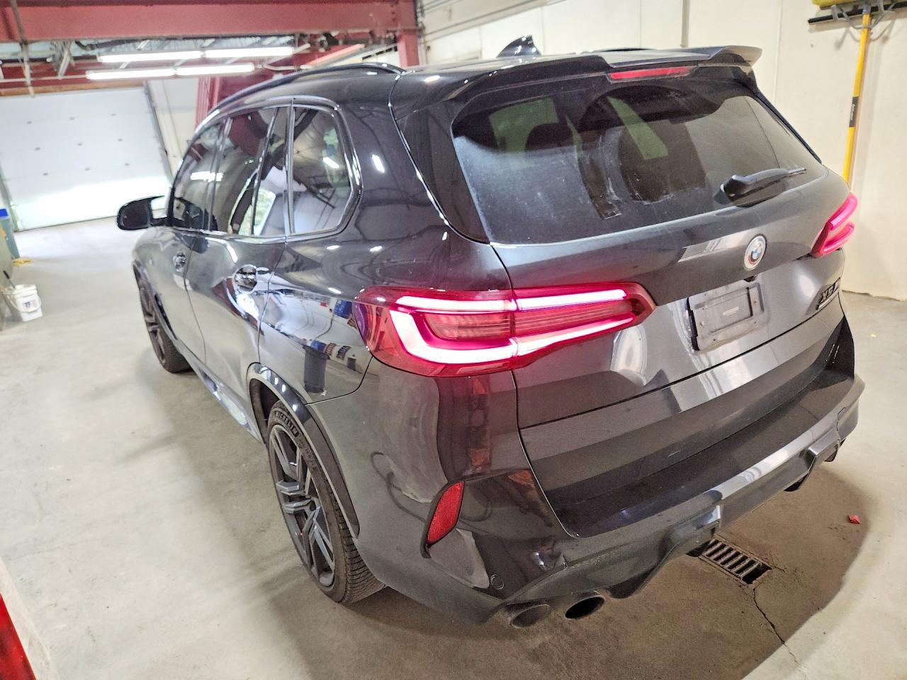 2023 BMW X5 M - zdjęcie 2