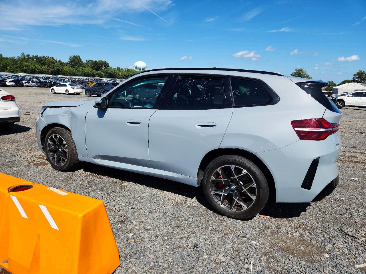 2025 BMW X3 30 xDrive - zdjęcie 2
