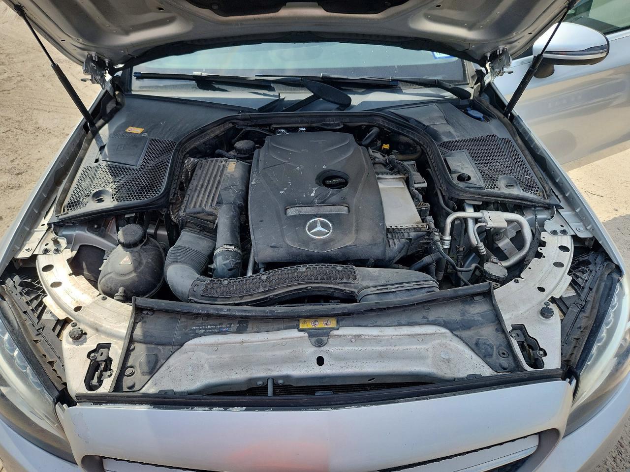 2017 Mercedes-Benz C 300 - zdjęcie 11