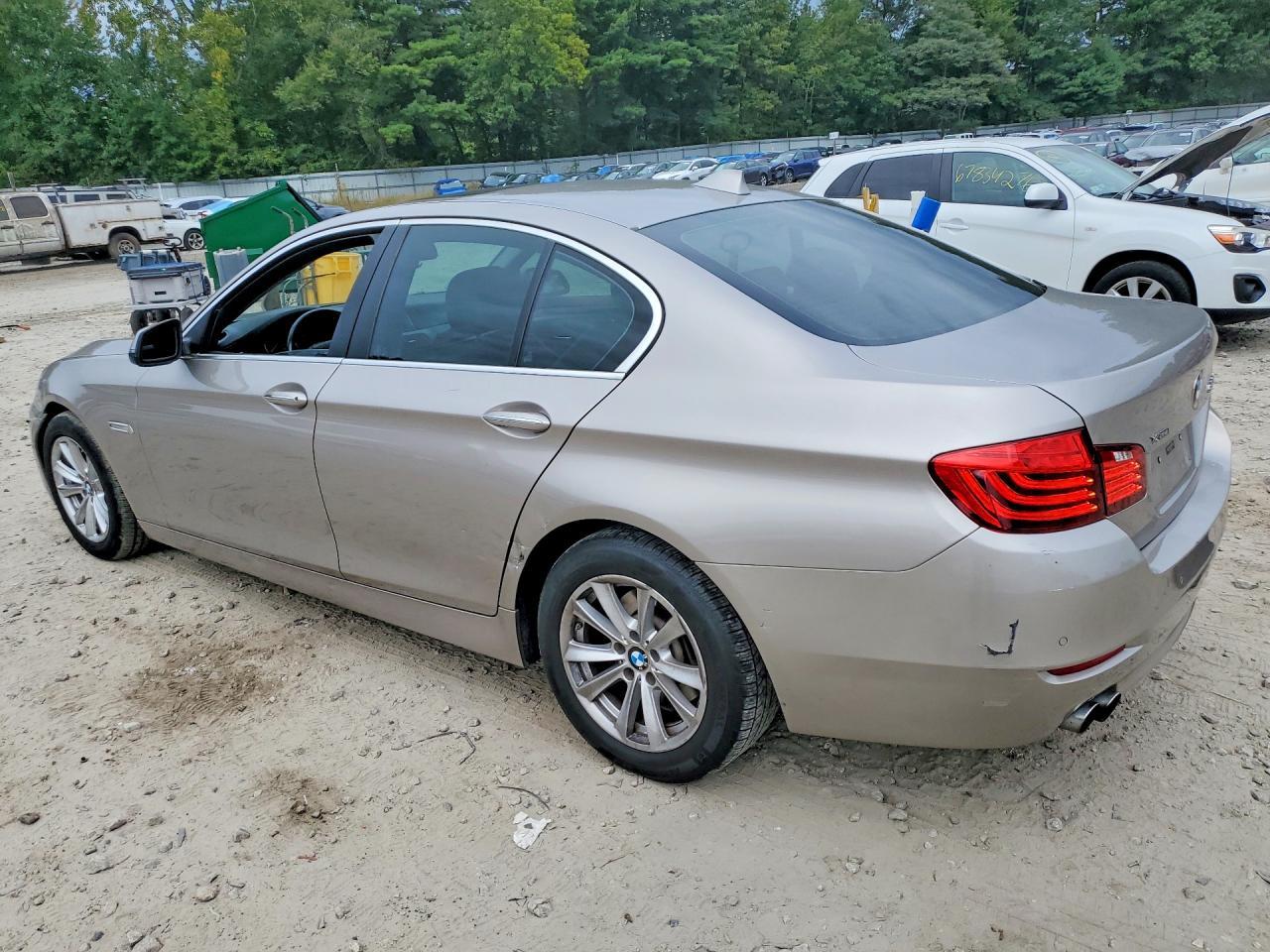 2014 BMW 528 Xi - zdjęcie 2