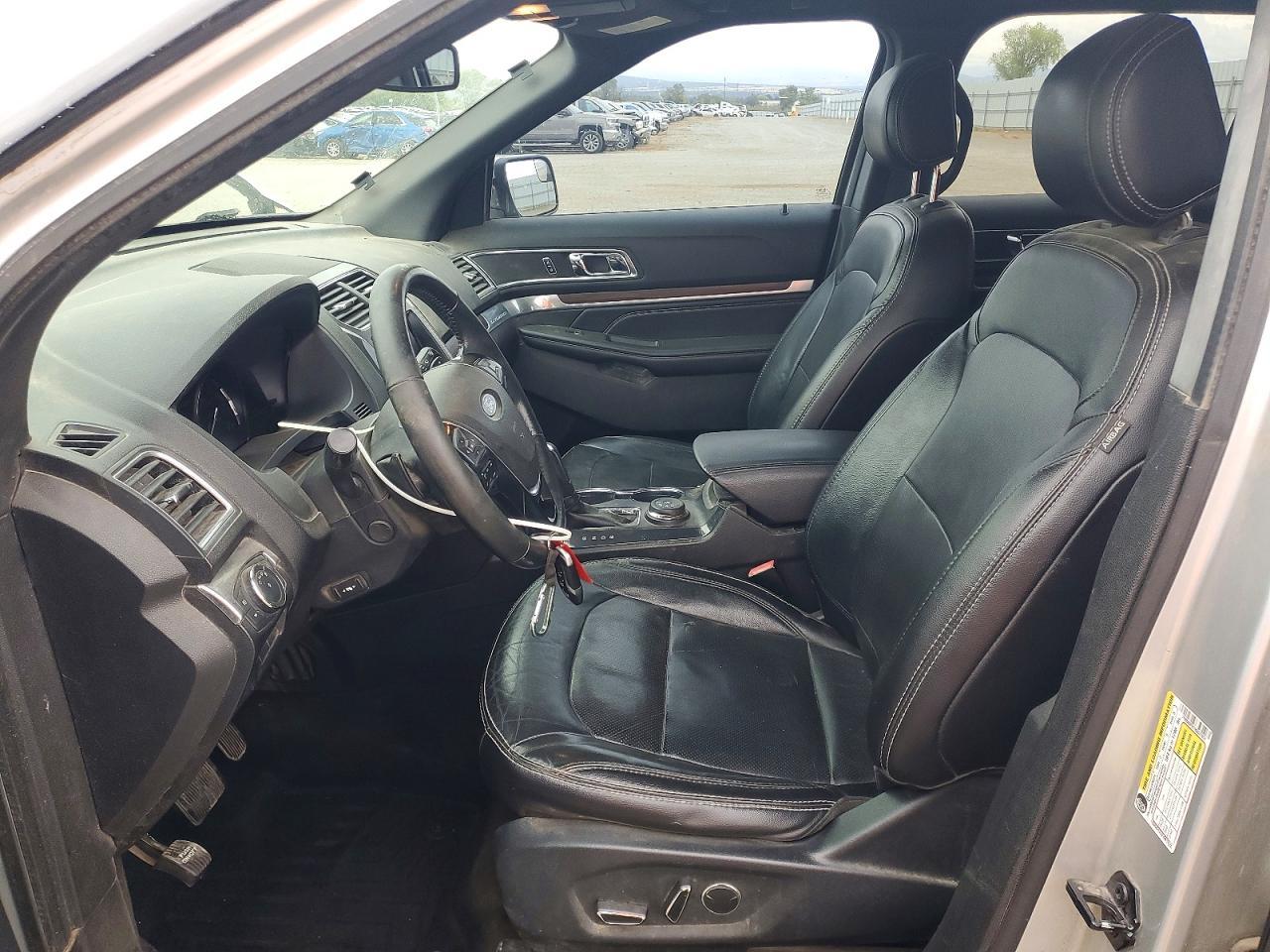 2017 Ford Explorer Limited - zdjęcie 7
