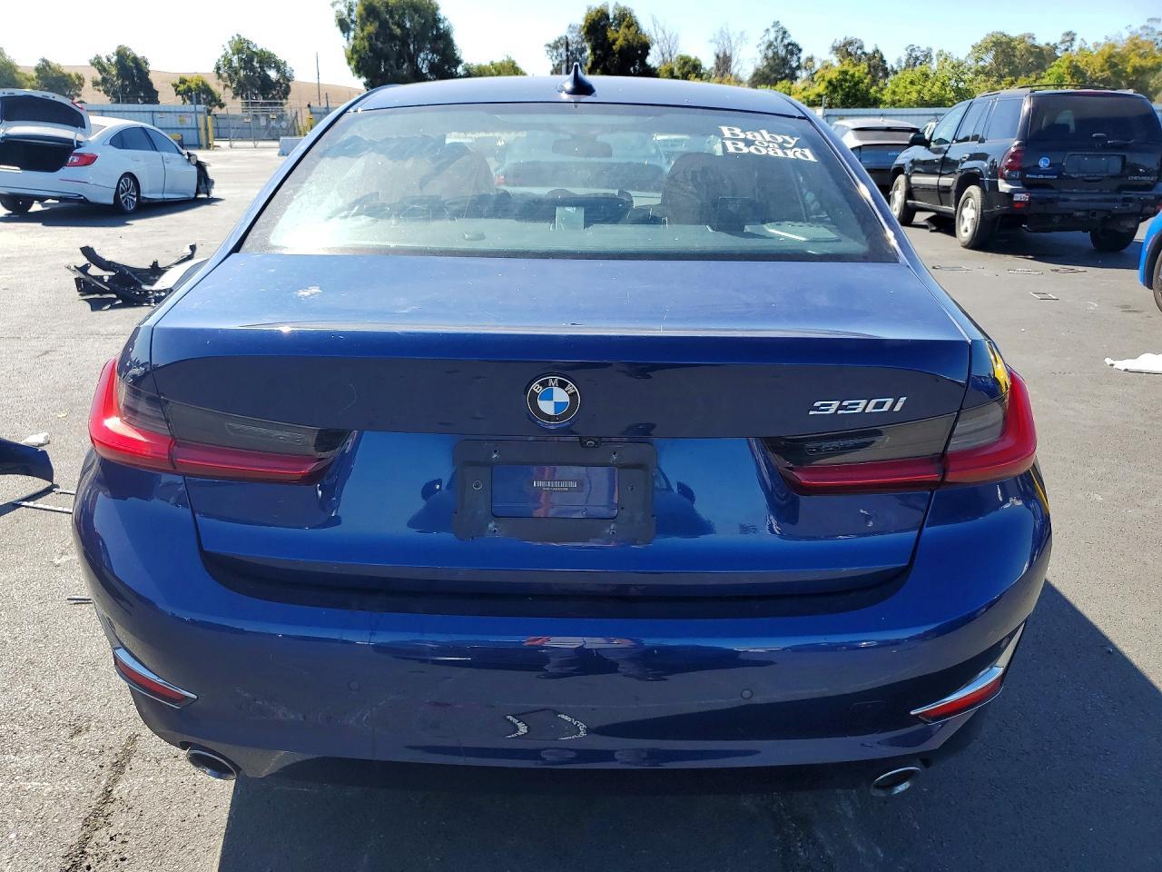 2020 BMW 330I - zdjęcie 6