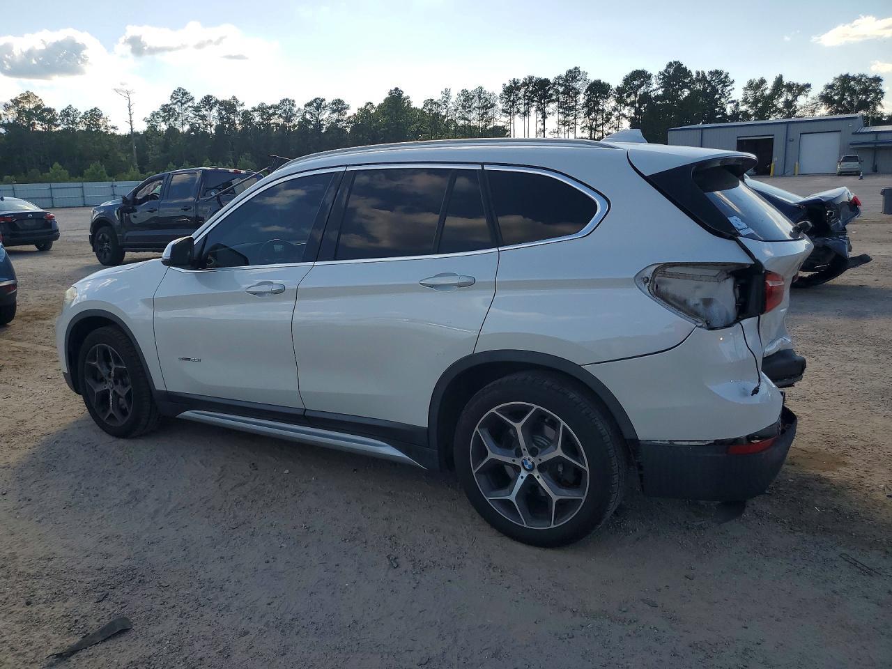 2018 BMW X1 Sdrive28I - zdjęcie 2