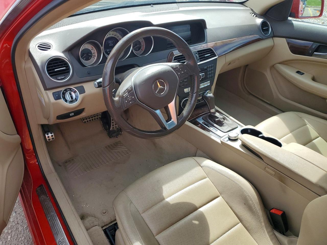 2013 Mercedes-Benz C 250 - zdjęcie 8