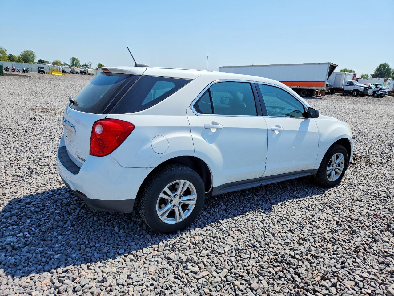 2015 Chevrolet Equinox Ls - zdjęcie 3