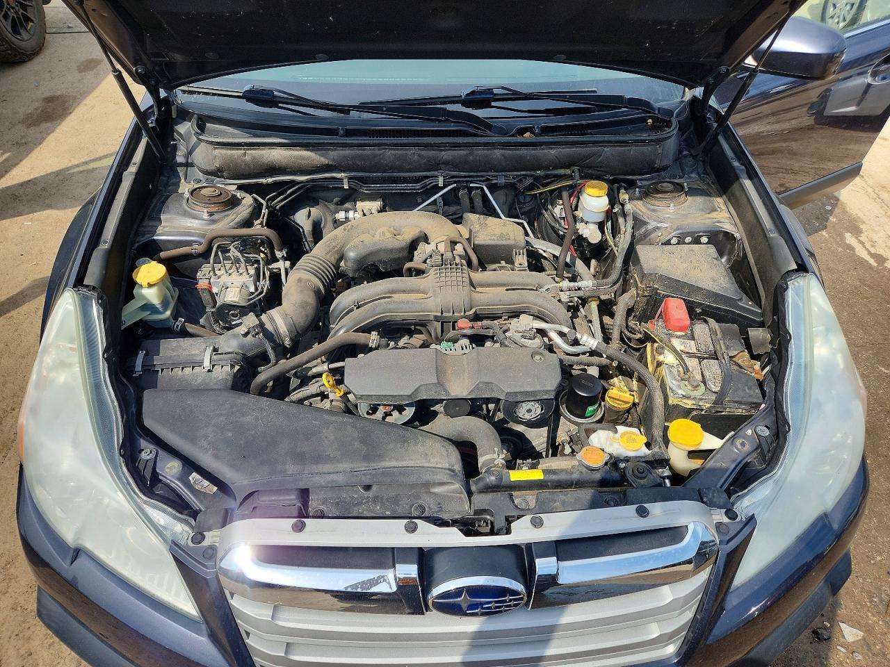 2013 Subaru Outback 2.5I Premium - zdjęcie 12
