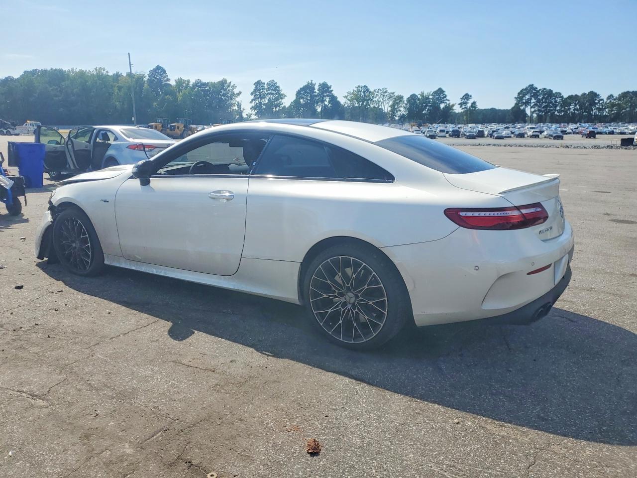 2020 Mercedes-Benz AMG E 53 Coupe - zdjęcie 2