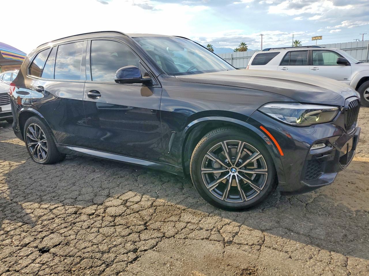 2019 BMW X5 xDrive40I - zdjęcie 4