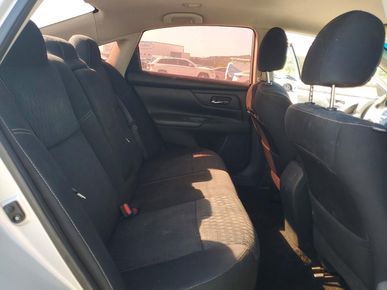 2016 Nissan Altima 2.5 S - zdjęcie 10
