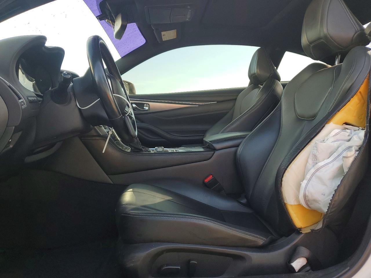 2020 Infiniti Q60 3.0T Luxe - zdjęcie 7