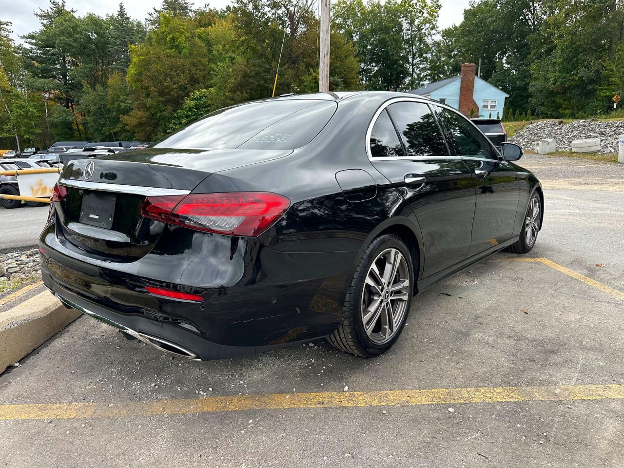2021 Mercedes-Benz E 350 - zdjęcie 3