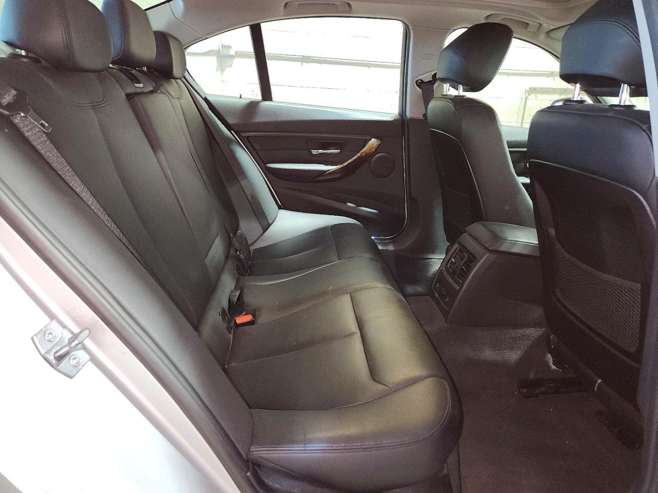 2014 BMW Seria 3 328i - zdjęcie 10