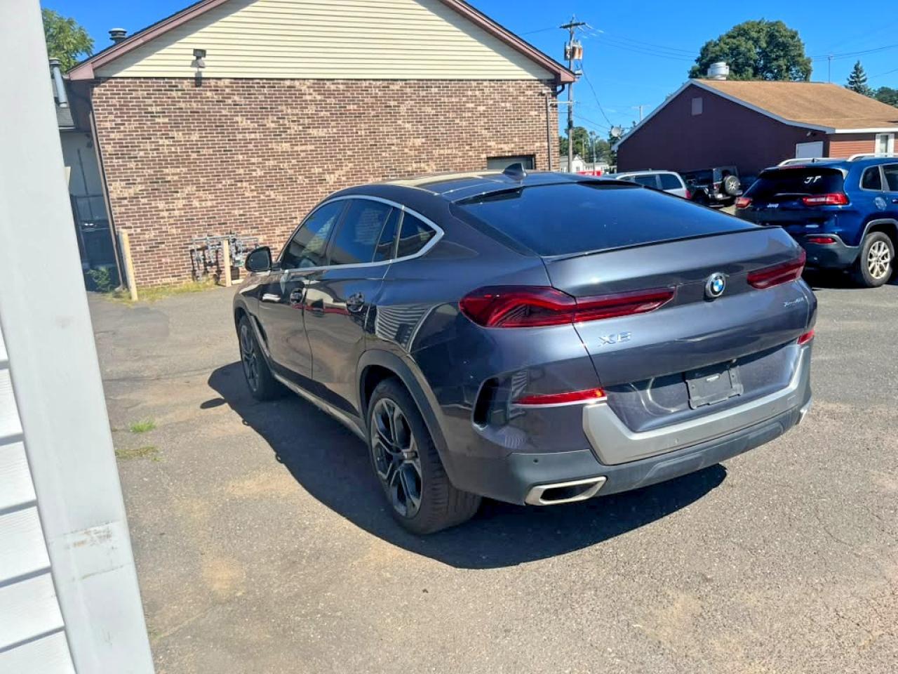2020 BMW X6 xDrive40I - zdjęcie 2