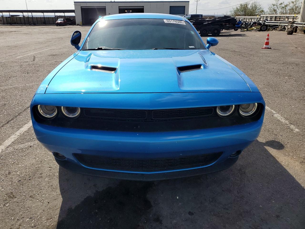 2023 Dodge Challenger Sxt - zdjęcie 5