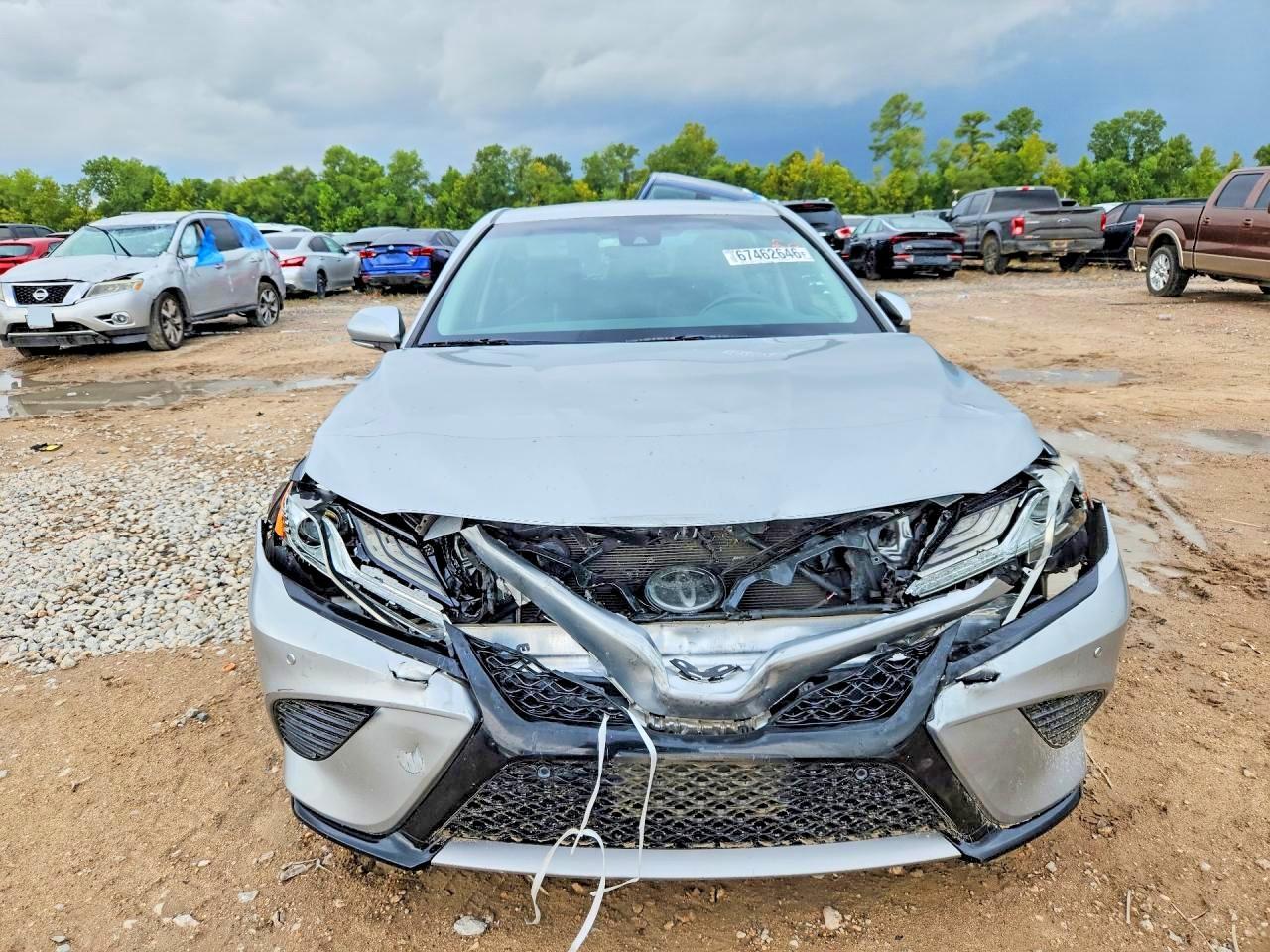 2018 Toyota Camry Xse - zdjęcie 5