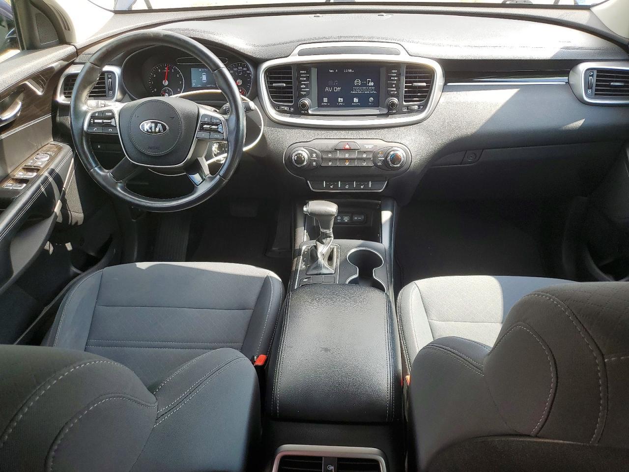 2019 Kia Sorento L - zdjęcie 8