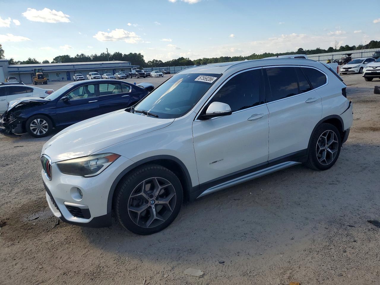 2018 BMW X1 Sdrive28I - zdjęcie główne