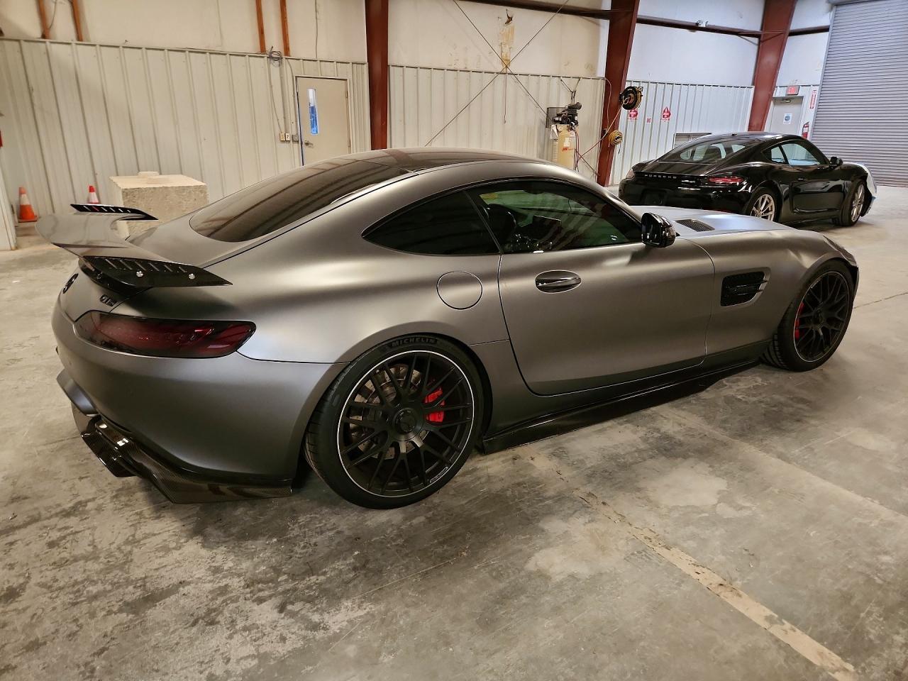 2017 Mercedes-Benz Amg Gt S - zdjęcie 3
