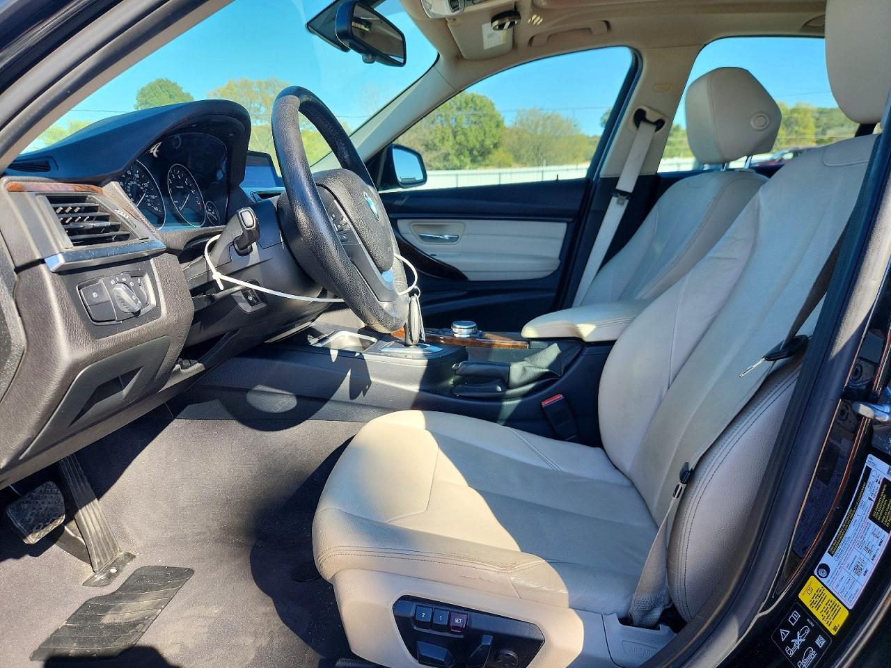 2015 BMW Seria 3 328i - zdjęcie 7